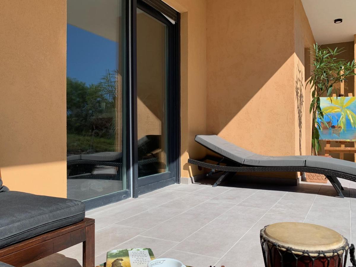 Miabella Resort Drage Bagian luar foto