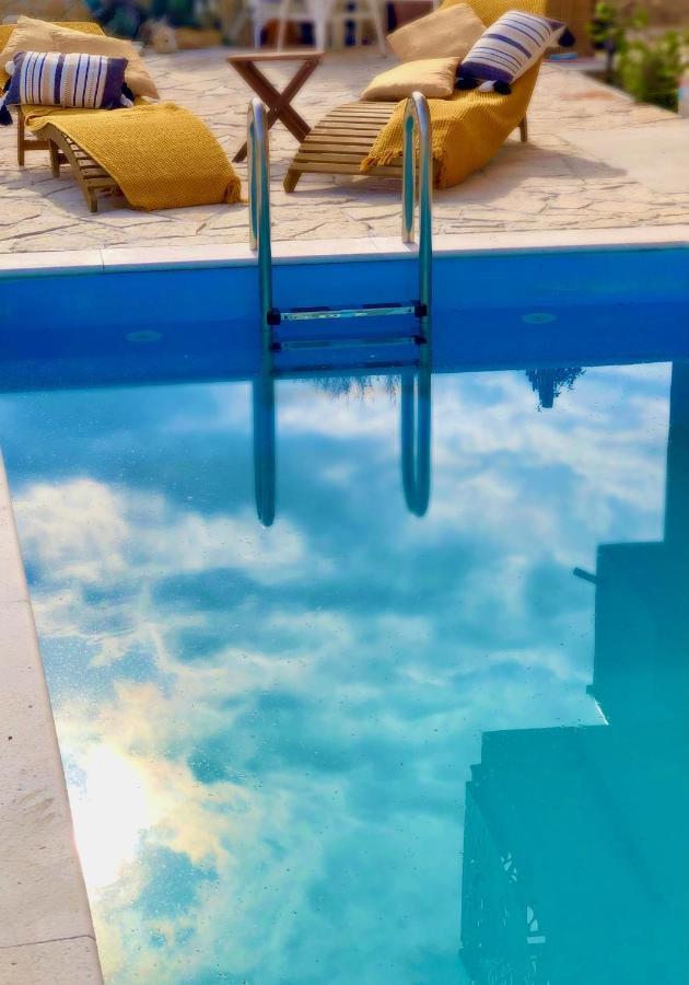 Miabella Resort Drage Bagian luar foto